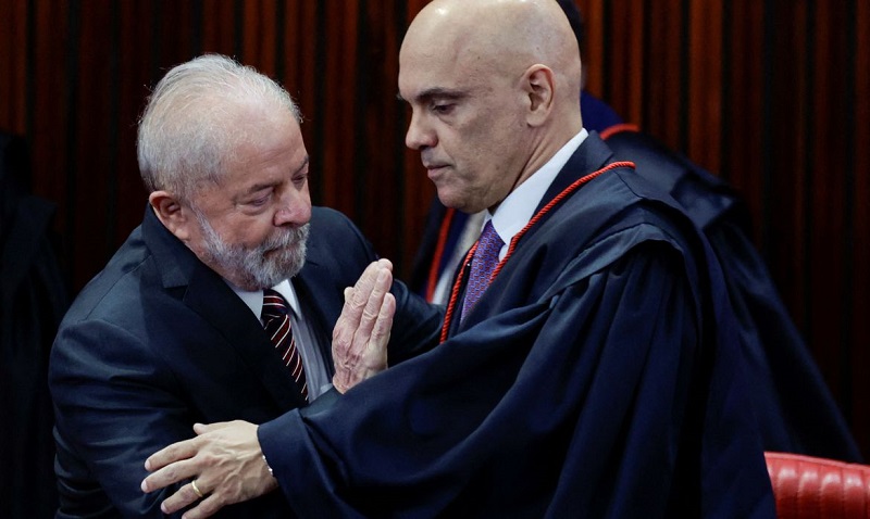 Lula e Alckmin são diplomados nesta segunda-feira no TSE