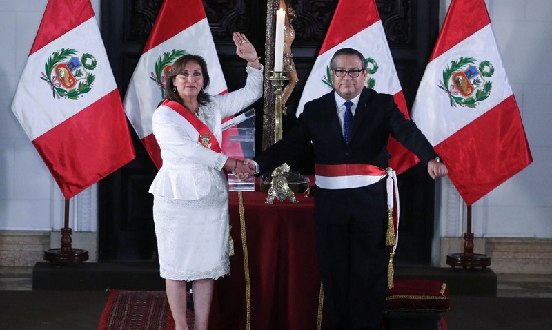 Peru antecipa eleições gerais para abril de 2024 em busca de uma solução para a crise