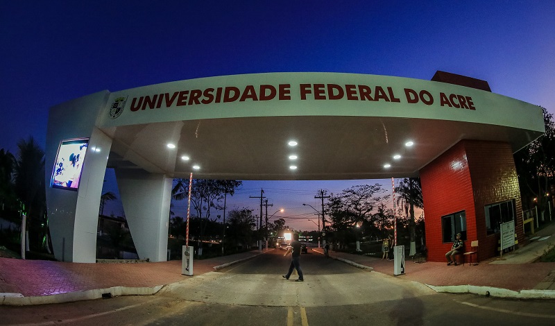 Ufac publica edital para municípios interessados em participar do projeto Pré-Enem #EuNaUfac