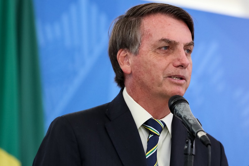 Bolsonaro é internado em hospital nos Estados Unidos nesta segunda-feira