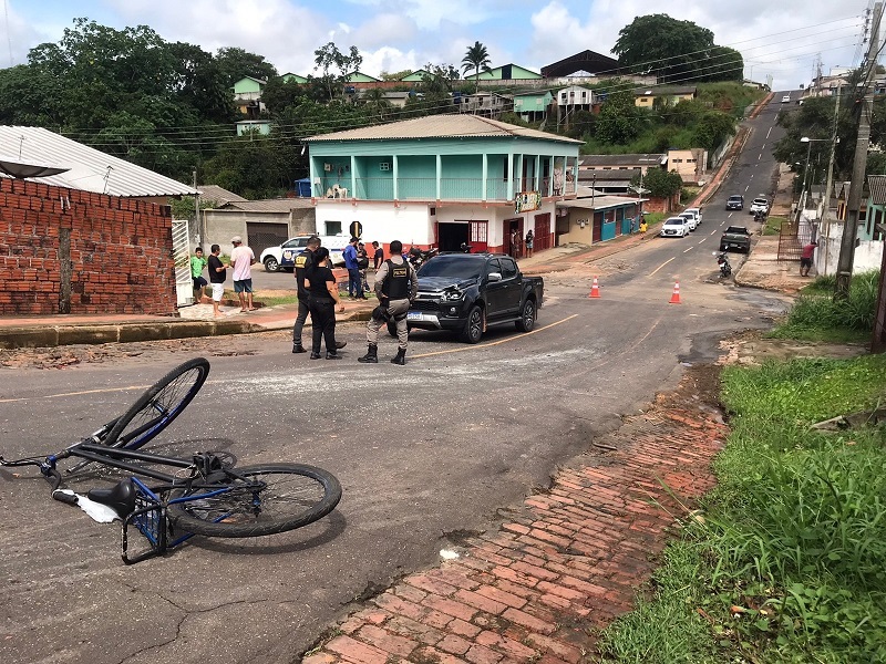 Ciclista atingido por caminhonete morre no hospital de Cruzeiro do Sul