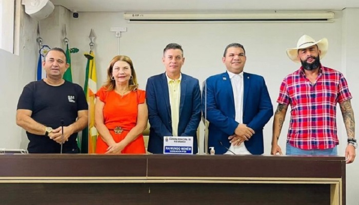 Vereador Raimundo Neném assume como presidente da Câmara de Rio Branco para biênio 2023-2024