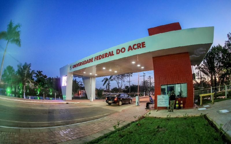 Ufac abre vaga para Aprimoramento em Práticas Hospitalares e Medicina Veterinária Preventiva