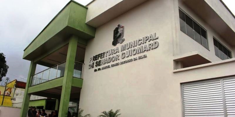 Prefeita de Senador Guiomard cancela eleição de posse dos membros do Fundeb