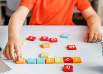 Em Rio Branco, 28 escolas da rede municipal serão contempladas com jogos de raciocínio de empresa referência no desenvolvimento de tecnologias