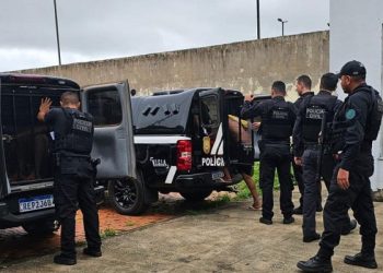 16 integrantes de facção criminosa com alto escalão são presos em Rio Branco