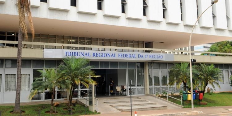 Justiça autoriza retorno de Jorge Viana à presidência da Apex