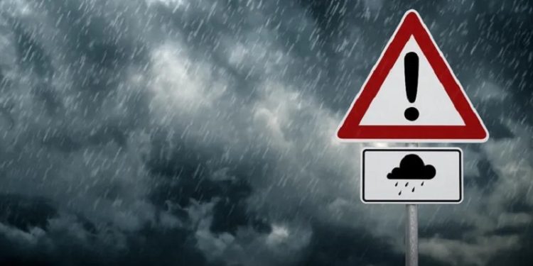 Acre tem alerta de chuvas intensas e ventos podem chegar a 100 quilômetros por hora