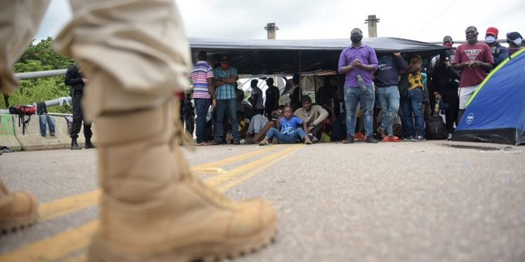 Prefeitura de Assis Brasil busca apoio do Governo Federal para manter abrigo para imigrantes