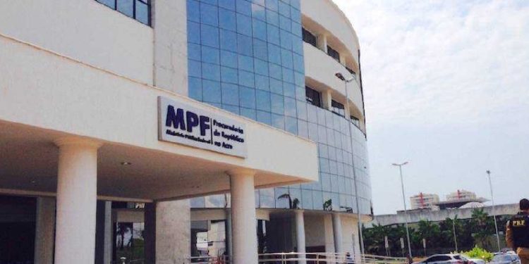 Governo do Acre recebe multa de R$ 100 mil da Justiça Federal