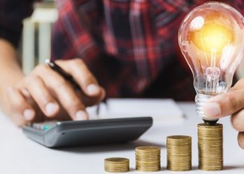 No Acre, mais de 70 mil famílias podem receber desconto da Tarifa Social na conta de energia