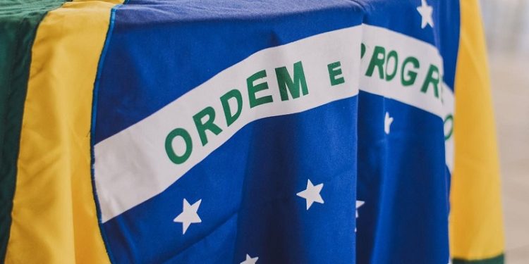 Golpe(s) de Estado e a defesa da democracia no Brasil