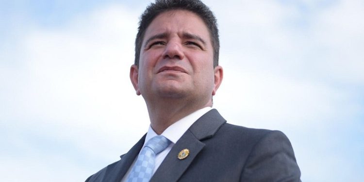 Operação Ptolomeu: Gladson pede ao STJ autorização para voltar a falar com família