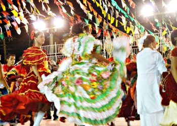 Arraial Cultural 2023 começa nesta terça-feira no Calçadão da Gameleira