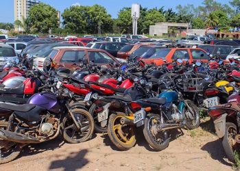 Detran notifica proprietários para retirada de veículos em Rio Branco e Cruzeiro do Sul