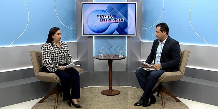 Líder do prefeito afirma que Elzinha Mendonça é porta-voz de grupo que tenta incriminar Bocalom