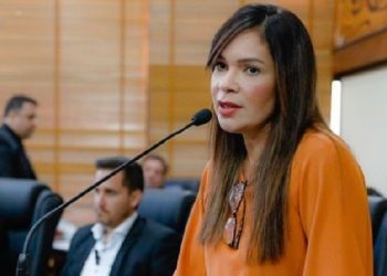 Prefeita de Rio Branco em exercício promete acionar à Justiça para oficializar exonerações de secretários