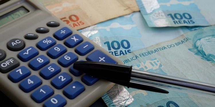 Receita paga segundo lote de restituição do Imposto de Renda nesta sexta-feira