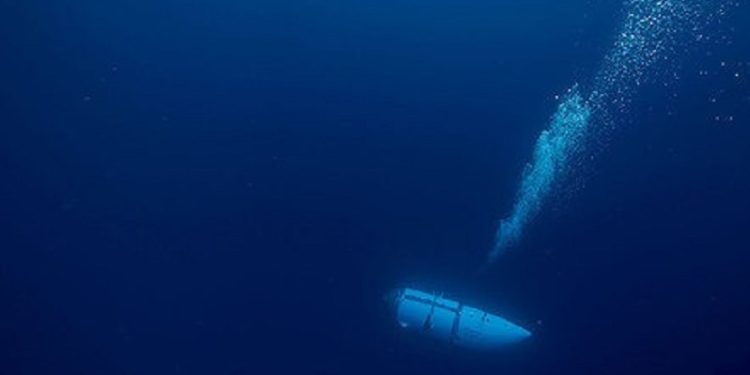 Luta contra o tempo: buscas por submarino continuam após fim do suprimento de oxigênio