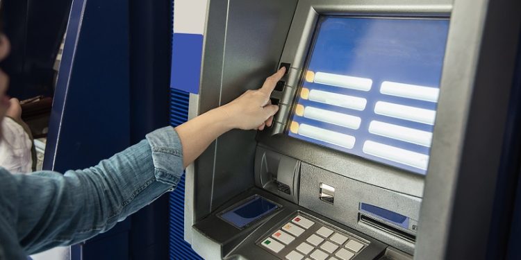 Salário de junho de servidores do Estado e pensionistas vai ser antecipado; veja as datas