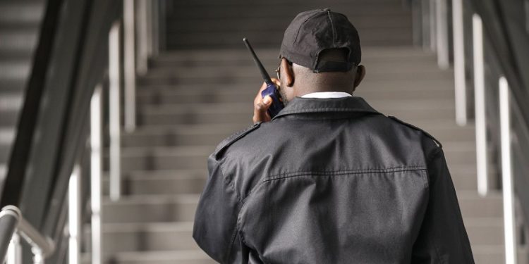 Motorista, estoquista, vigilante: confira as vagas disponíveis no Sine nesta terça-feira