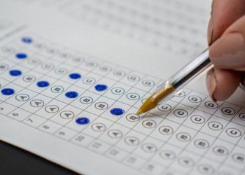 Prefeitura de Bujari divulga edital de concurso público efetivo; salários de até R$ 7 mil