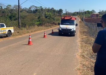 Detentos liberam policial que era feito refém em rebelião no presídio de segurança máxima no Acre