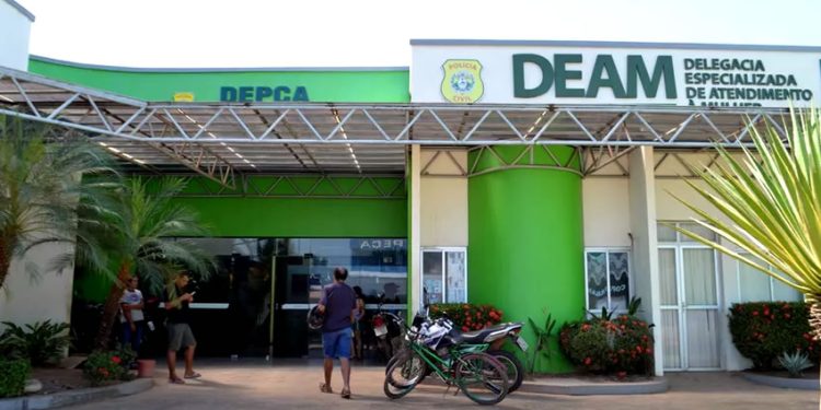 Suspeito de feminicídio na zona rural de Rio Branco se entrega na delegacia de Sena Madureira