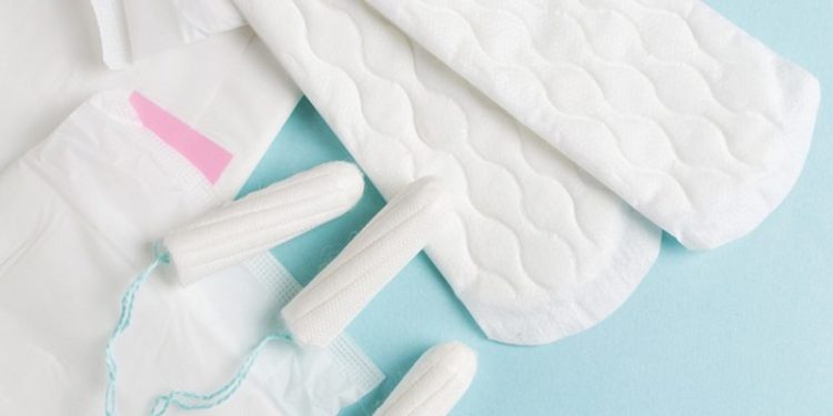 Distribuição de absorventes nas escolas estaduais de Rio Branco encerra nesta sexta-feira