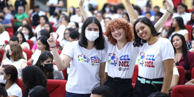 Centro de Estudo de Línguas oferece mais de 600 vagas para cursos de idiomas em Rio Branco