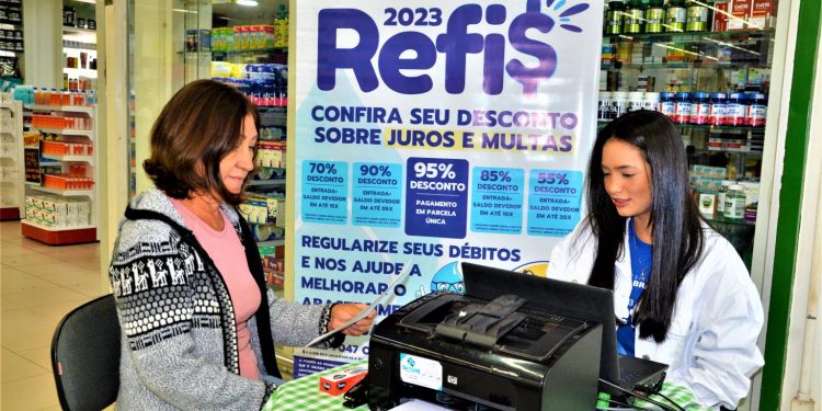 Refis 2023: Prefeitura lança campanha para usuários inadimplentes com Saerb