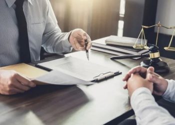 Pais de criança morta devido a negligência médica devem receber R$ 100 mil de indenização em Rio Branco