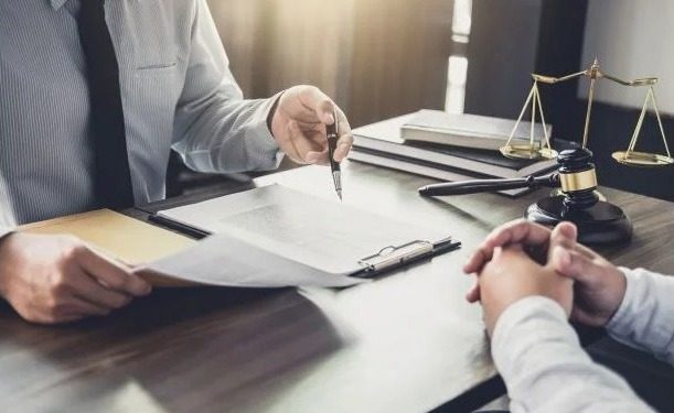 Pais de criança morta devido a negligência médica devem receber R$ 100 mil de indenização em Rio Branco