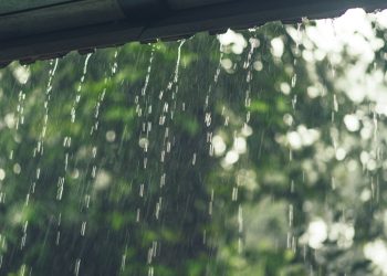 Rio Branco registra pequena precipitação de chuva após 40 dias nesta quinta-feira