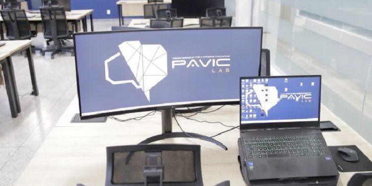 Em parceria com Motorola, Ufac oferece bolsas de estudo no valor de R$1 mil para projeto