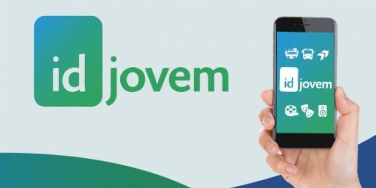 Documento gratuito com benefícios de meia-entrada e desconto em passagens interestaduais; saiba como obter o ID Jovem