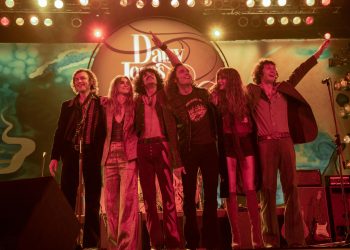 Daisy Jones & The Six: amores improváveis, rock and roll e vícios