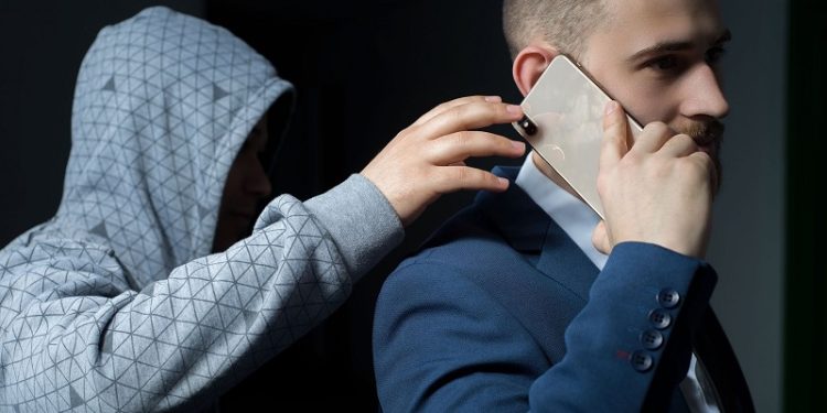 No Acre, polícia começa utilizar aparelho que facilita rastreio de celulares furtados