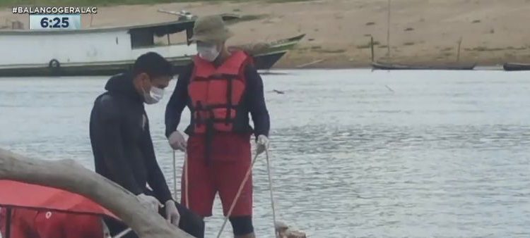 Ossada encontrada no rio Juruá vai passar por exame de DNA para identificar vítima em Cruzeiro do Sul