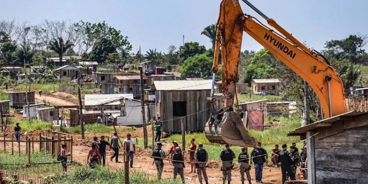 Primeiro lote do aluguel social para famílias da ‘Terra Prometida’ é liberado; saiba mais