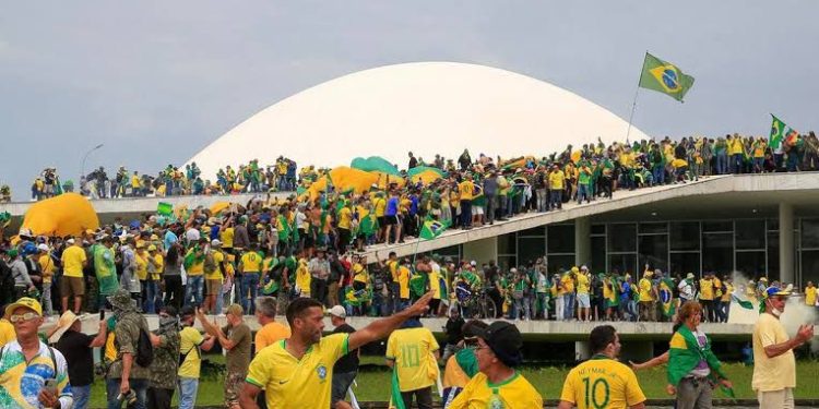 Democracia em questão – o julgamento dos atos golpistas e seu caráter pedagógico