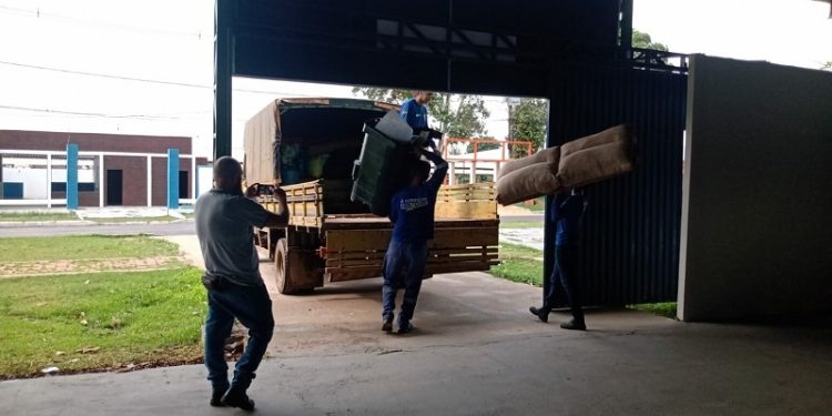 Última família que estava no parque de exposições Wildy Viana é encaminhada para moradia no aluguel social