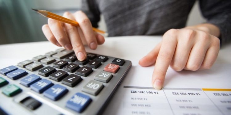 Segundo pesquisa, mais de 60% da população de Rio Branco tem dívidas pendentes