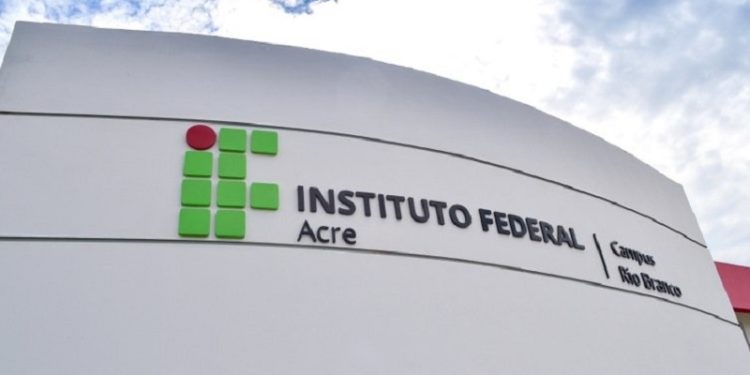 Ifac abre inscrições nesta segunda-feira para cursos técnicos com mais de mil vagas
