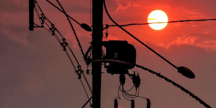 Onda de calor provoca aumento de 23,4% no consumo de energia no Acre em comparação ao mesmo período do ano passado