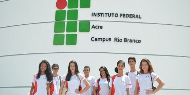 Inscrições em cursos técnicos integrados ao ensino médio do Ifac vão até esta terça-feira (10)