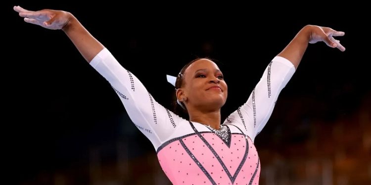 Ginástica Artística: Rebeca Andrade conquista medalha de prata no individual geral no Mundial