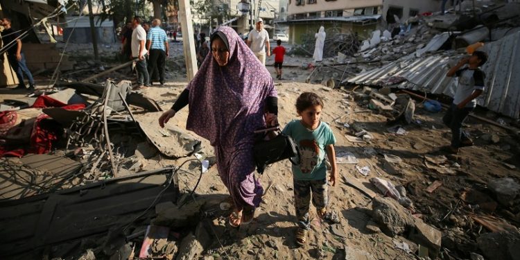 Israel x Hamas: guerra entra no 7º dia com quase 3 mil mortos e brasileiros retornando para casa