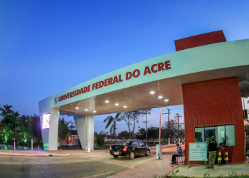 Cerca de 1.500 servidores federais estão envolvidos em paralisação na Ufac