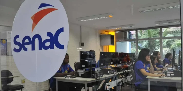 Senac oferta vagas em cursos gratuitos para nível médio e fundamental no Acre
